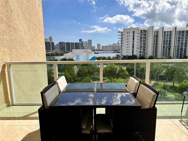 3330 NE 190th St # 717, Aventura FL 33180