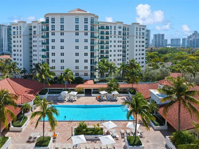 20000 E Country Club Dr # 314, Aventura FL 33180
