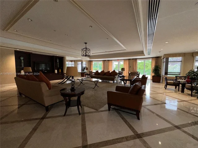 20000 E Country Club Dr # 314, Aventura FL 33180