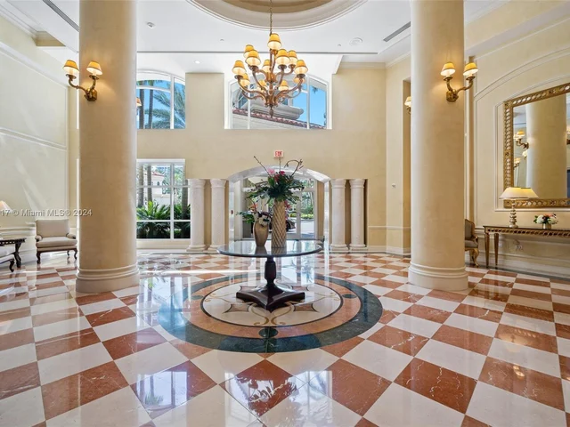 20000 E Country Club Dr # 314, Aventura FL 33180