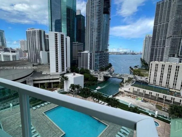 31 SE 5th St # 1908, Miami FL 33131