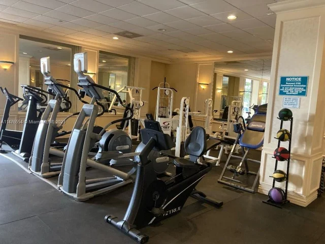 5700 Collins Ave # 16H, Miami Beach FL 33140