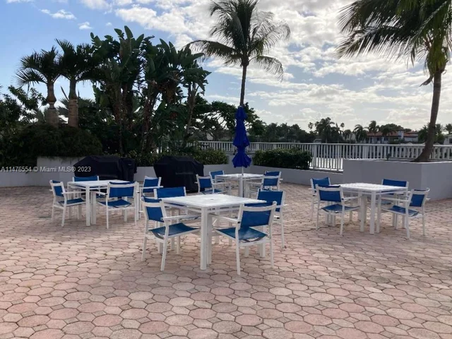 5700 Collins Ave # 16H, Miami Beach FL 33140