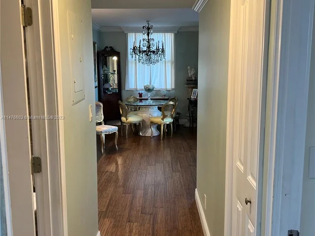 4350 Hillcrest Dr # 800, Hollywood FL 33021