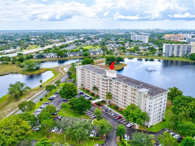 3091 N Course Dr # 702, Pompano Beach FL 33069