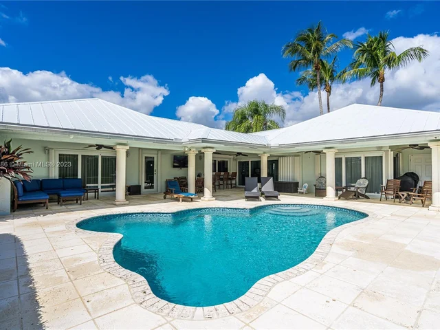 16941 SW 278th St, Homestead FL 33031