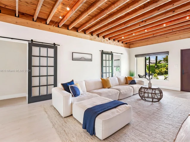 9065 Emerson Ave, Surfside FL 33154