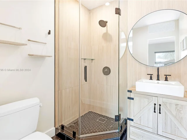 9065 Emerson Ave, Surfside FL 33154