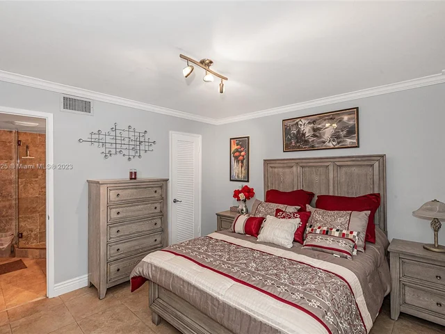 1160 Hillsboro Mile # 904, Hillsboro Beach FL 33062