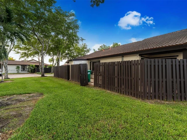 15270 SW 45th Ter # 61, Miami FL 33185