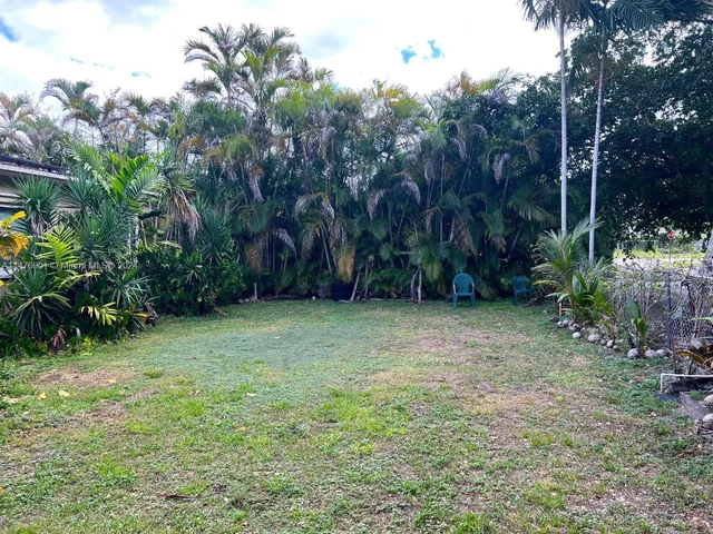 1675 NE 169th St, North Miami Beach FL 33162