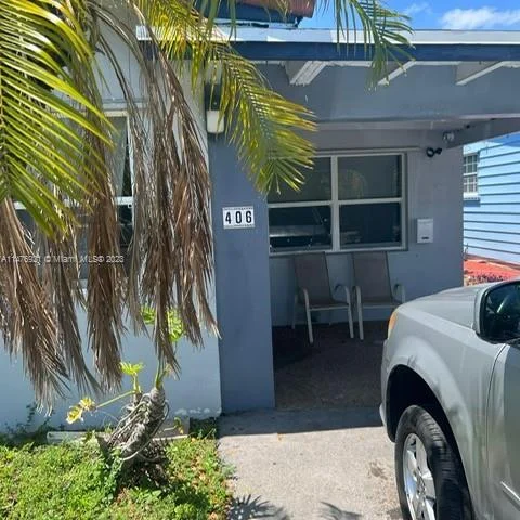 406 N 56th Ave, Hollywood FL 33021