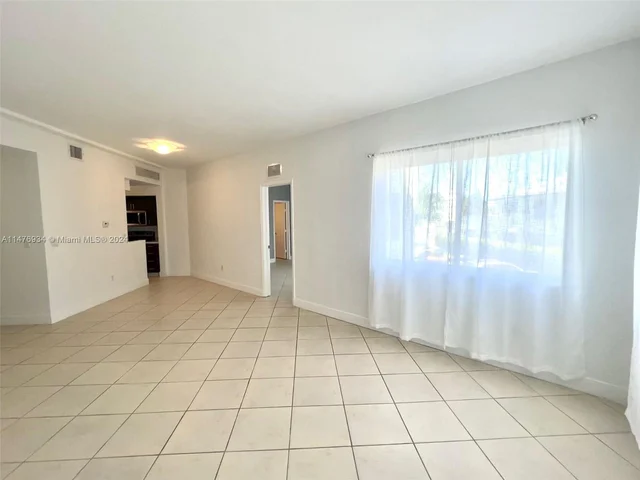 1185 Marseille Dr # 205, Miami Beach FL 33141