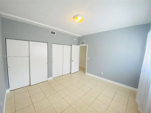1185 Marseille Dr # 205, Miami Beach FL 33141