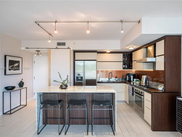 2155 Washington Ct # 307, Miami Beach FL 33139