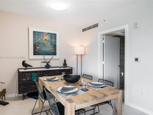 2155 Washington Ct # 307, Miami Beach FL 33139