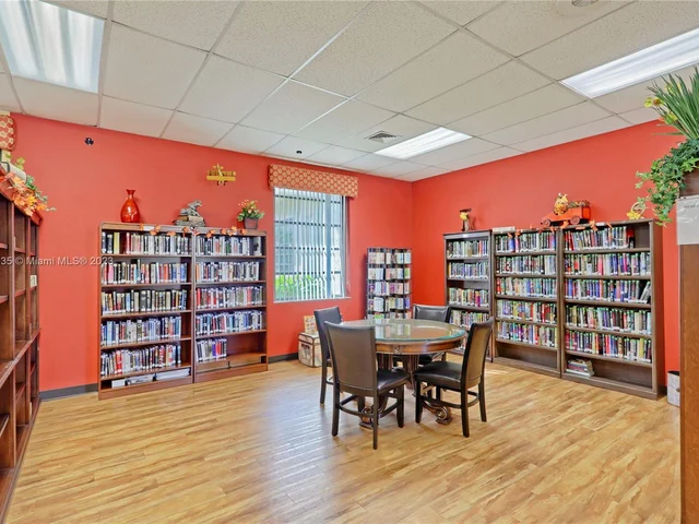 5343 Mariesa Ave # 5343, West Palm Beach FL 33417