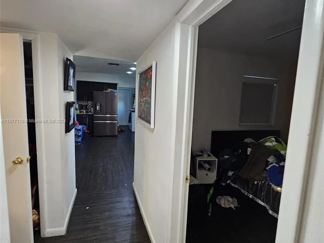 920 NW 200th St, Miami Gardens FL 33169