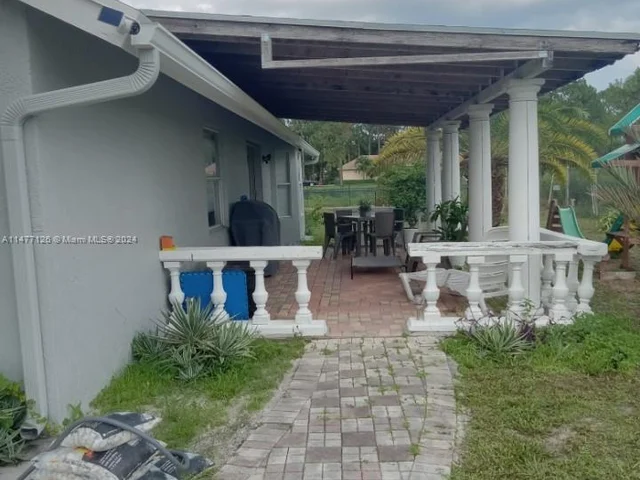 13826 Orange Blvd, Loxahatchee FL 33412