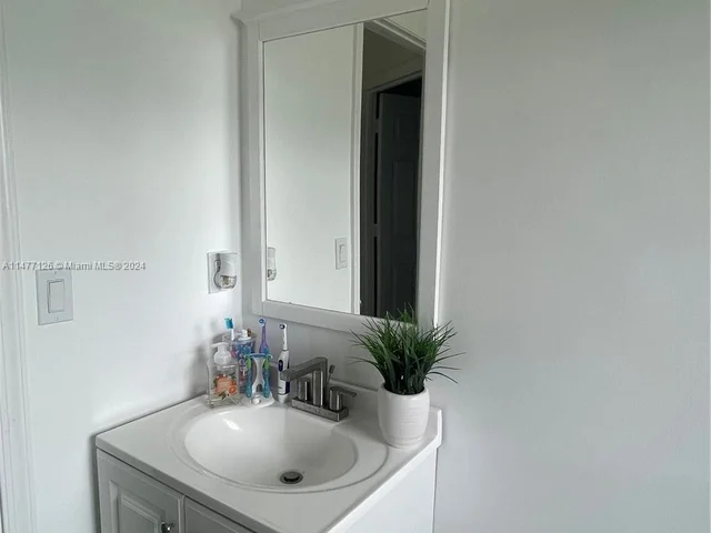 13826 Orange Blvd, Loxahatchee FL 33412