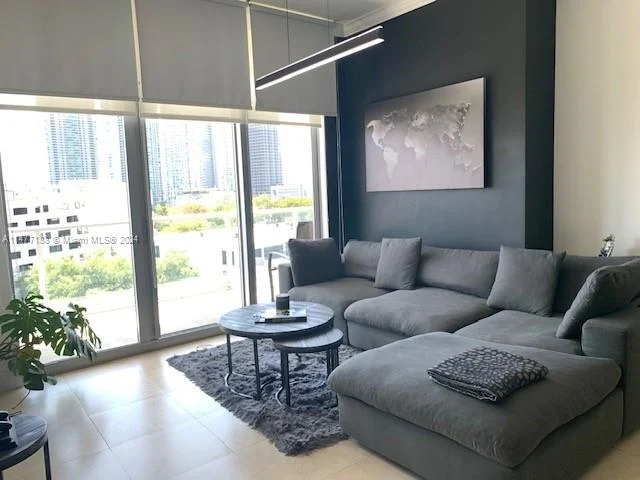 3470 E Coast Ave # H0708, Miami FL 33137