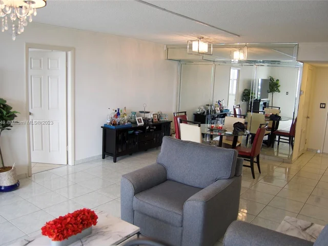 437 Golden Isles Dr # 12C, Hallandale Beach FL 33009