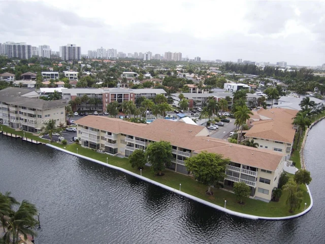 437 Golden Isles Dr # 12C, Hallandale Beach FL 33009