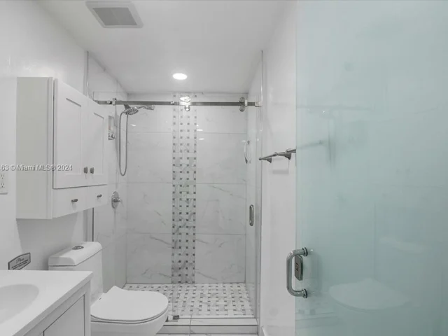 529 NE 14th PL, Fort Lauderdale FL 33304