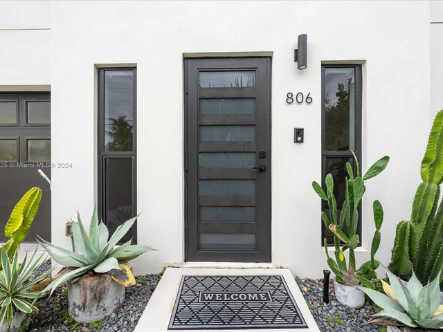 806 SW 29th St # 806, Fort Lauderdale FL 33315