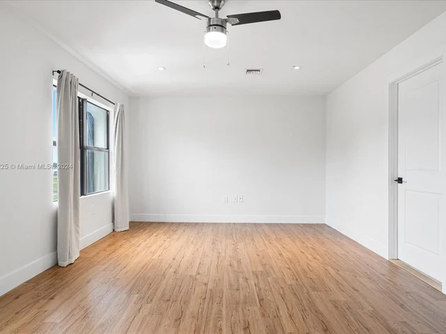 806 SW 29th St # 806, Fort Lauderdale FL 33315