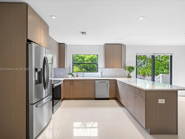 806 SW 29th St # 806, Fort Lauderdale FL 33315