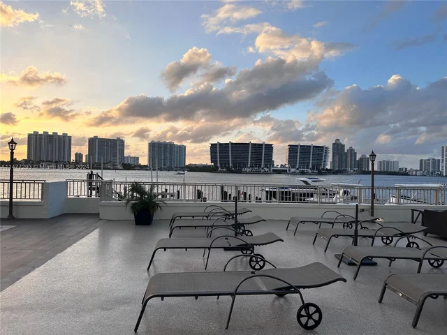 18000 N Bay Rd # 301, Sunny Isles Beach FL 33160