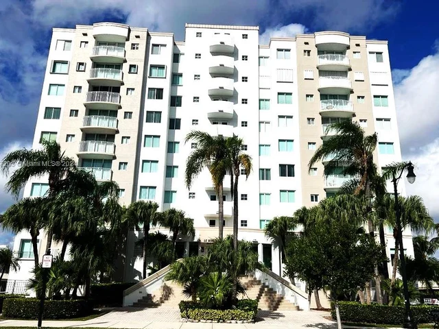 18000 N Bay Rd # 301, Sunny Isles Beach FL 33160