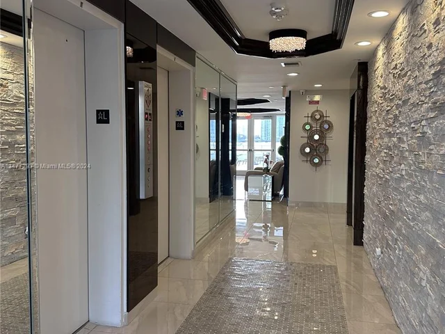 18000 N Bay Rd # 301, Sunny Isles Beach FL 33160