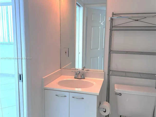 18000 N Bay Rd # 301, Sunny Isles Beach FL 33160