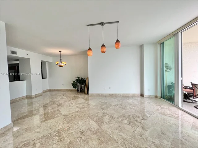 3330 NE 190th St # 2319, Aventura FL 33180