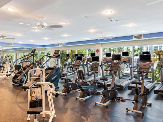 3330 NE 190th St # 2319, Aventura FL 33180