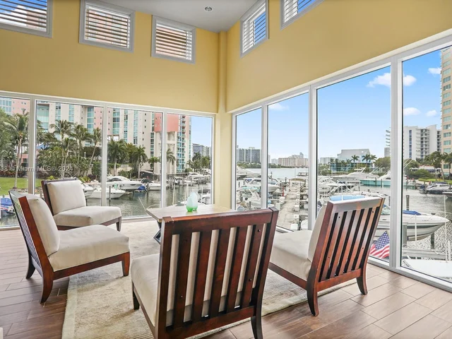 3330 NE 190th St # 2319, Aventura FL 33180