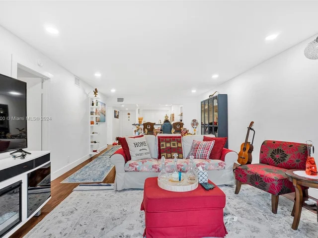 13055 SW 15th Ct # 408S, Pembroke Pines FL 33027