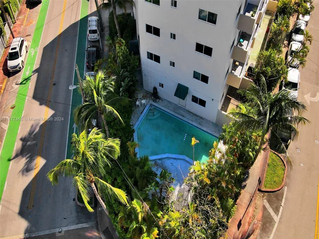 7830 Dickens Ave # 202, Miami Beach FL 33141