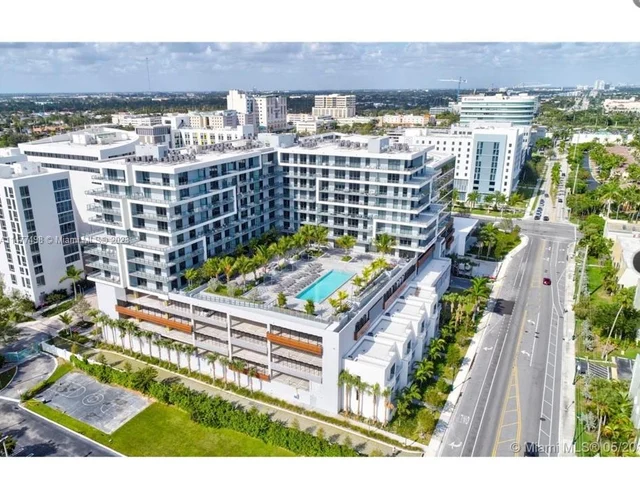 2960 NE 207th St # 812, Aventura FL 33180