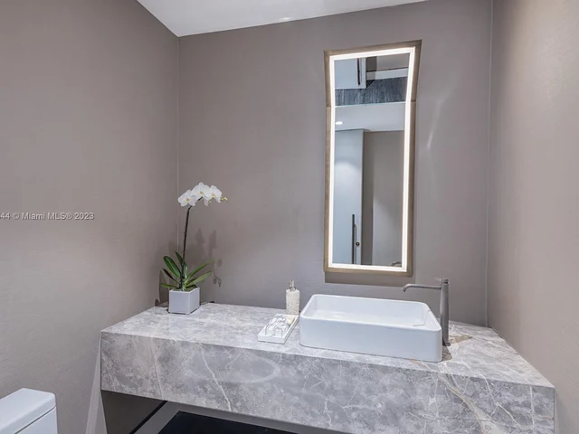 788 NE 23rd St # 4601, Miami FL 33137