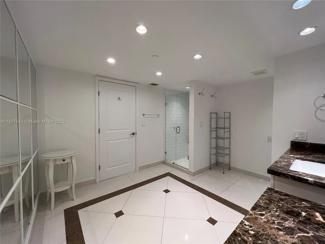 19355 Turnberry Way # 2L, Aventura FL 33180