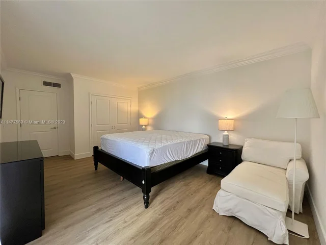 19355 Turnberry Way # 2L, Aventura FL 33180