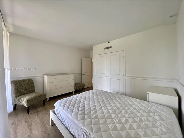 19355 Turnberry Way # 2L, Aventura FL 33180