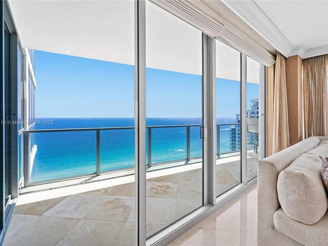 3101 S Ocean Dr # 2702, Hollywood FL 33019