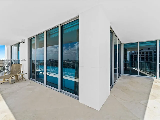 3101 S Ocean Dr # 2702, Hollywood FL 33019