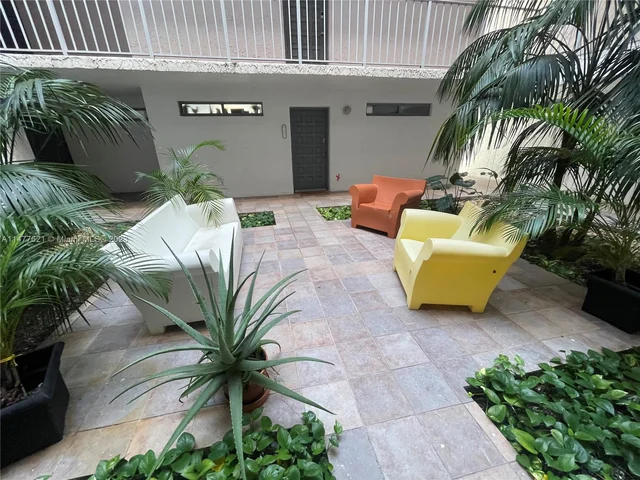 650 NE 64th St # G509, Miami FL 33138