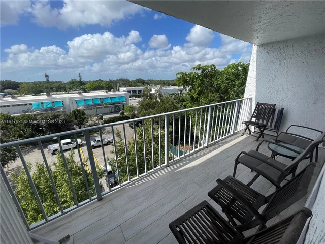 650 NE 64th St # G509, Miami FL 33138