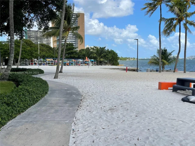 650 NE 64th St # G509, Miami FL 33138